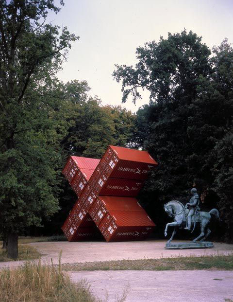 luc deleu shipping container art