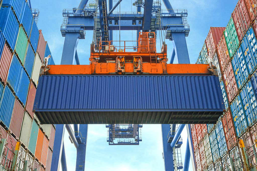 shipping container maintenance